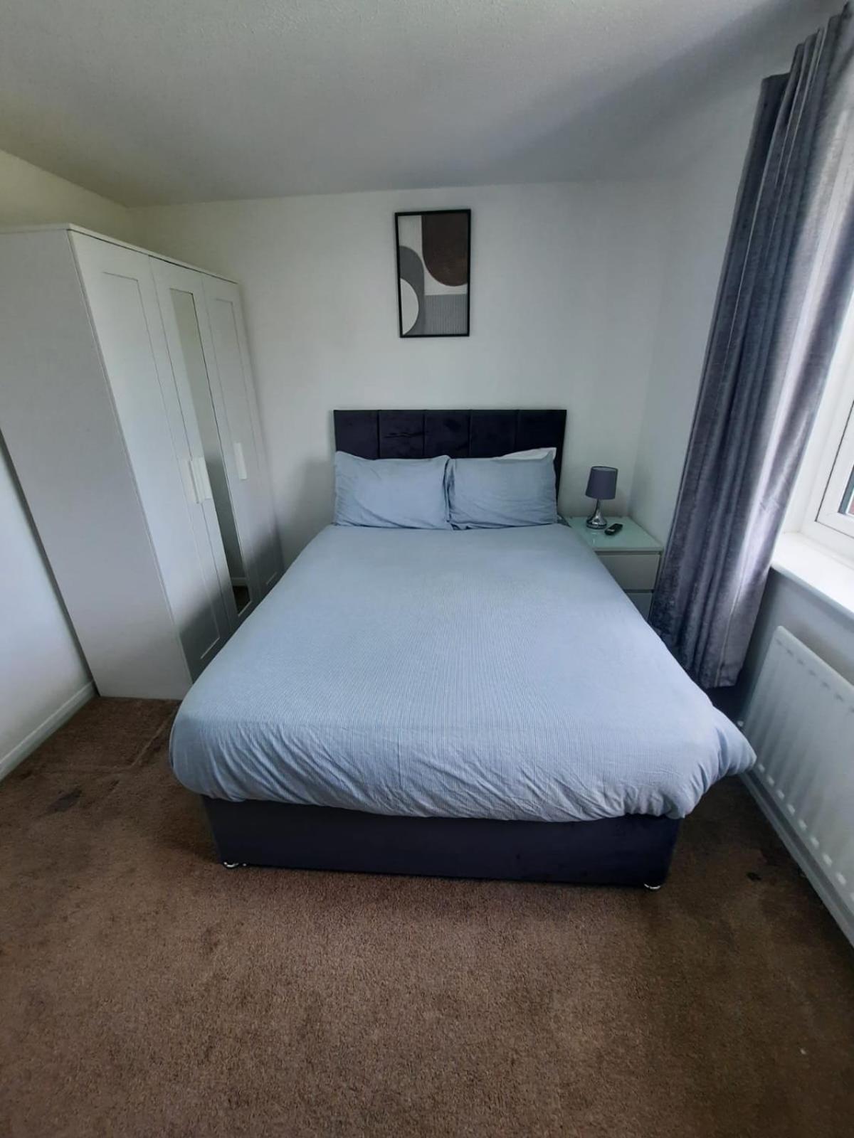 Two Bedroom Luxury House Thamesmead  Екстериор снимка
